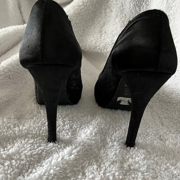 Aldo high heel open toe stilettos 4.5" Lace details - Picture 6 of 6